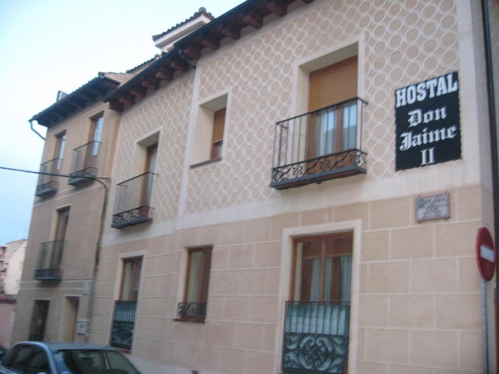 Hostal Don Jaime II Segovia Exterior foto